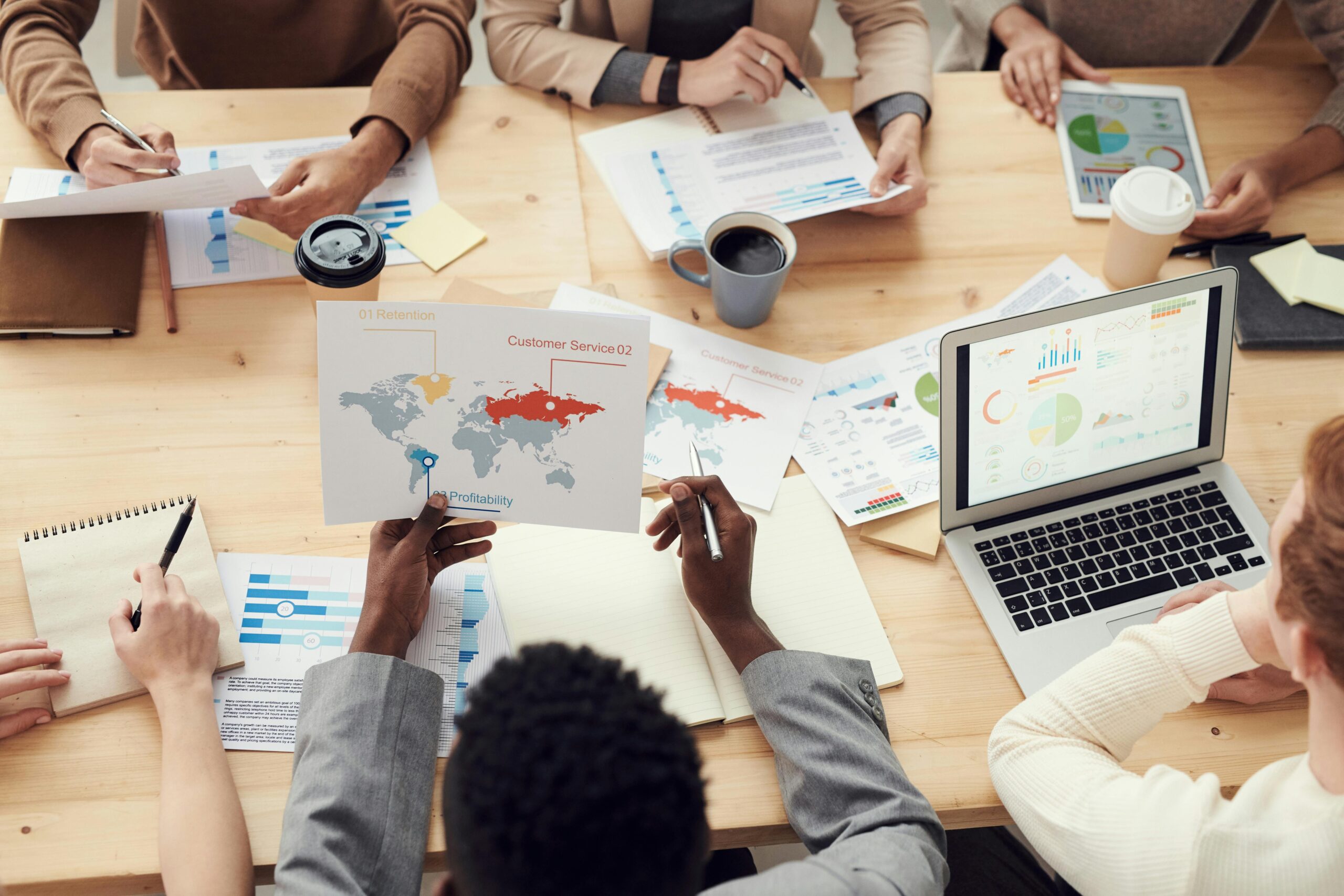 pexels-fauxels-3184638 Transformation digitale avec OneSolutions, consulting dans l'IT